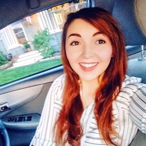 Meet your Posher, Monica